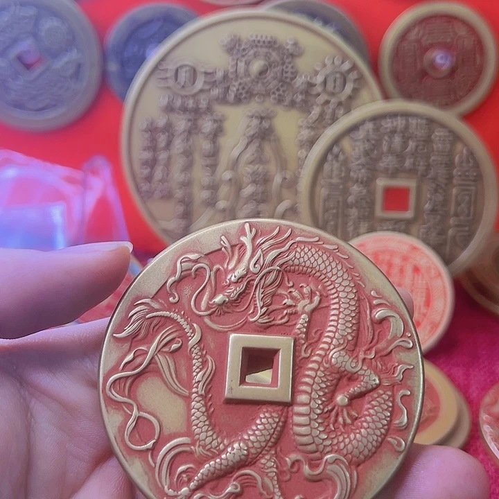 精品高货花钱护您万周全（现代工艺品