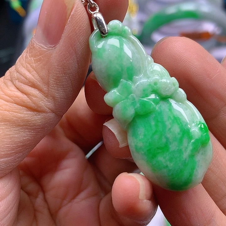 颈饰银S925镶嵌翡翠翡翠