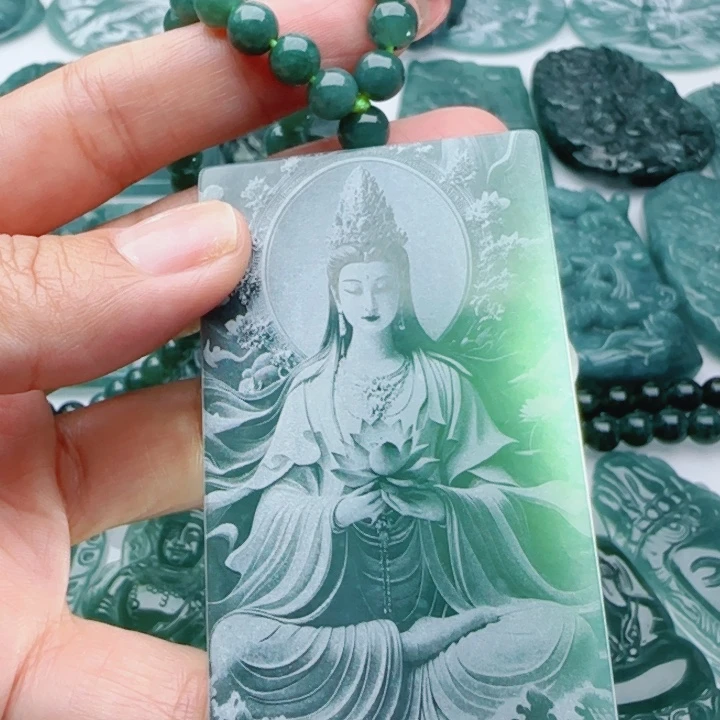 翡翠未镶嵌颈饰多样性发货天然A货翡翠