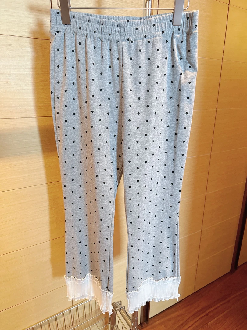 【张静芝】撞色波点拼百褶花边休闲裤