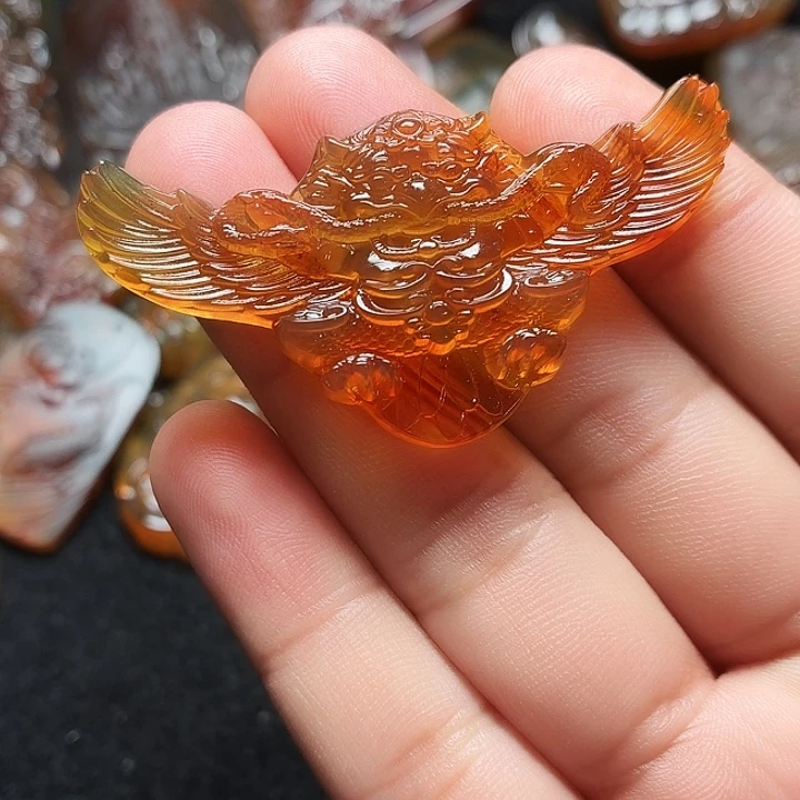 琥珀未镶嵌裸石104
