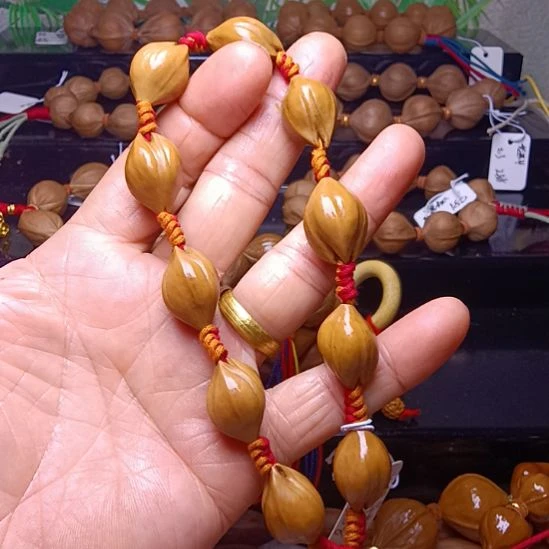 手串/手链橄榄核橄榄核手持三花铁核异形料兰花1.6