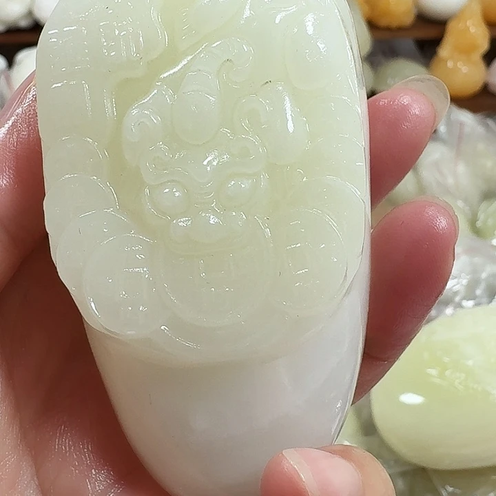 砖雕石头手把件石头手把件