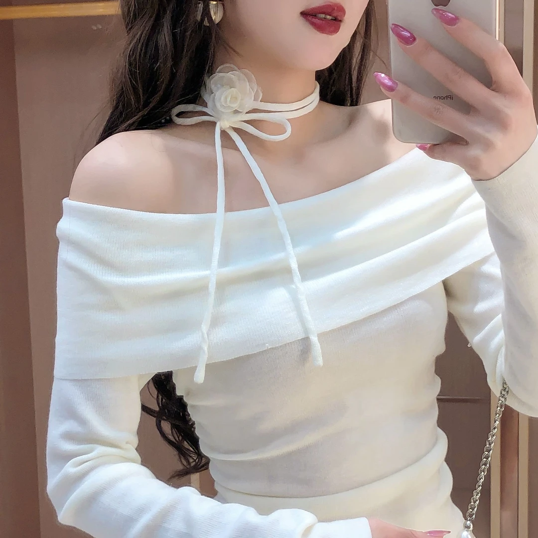 艾日秀2025春款甜美减龄一字肩修身显瘦针织衫配系带脖花 E8635