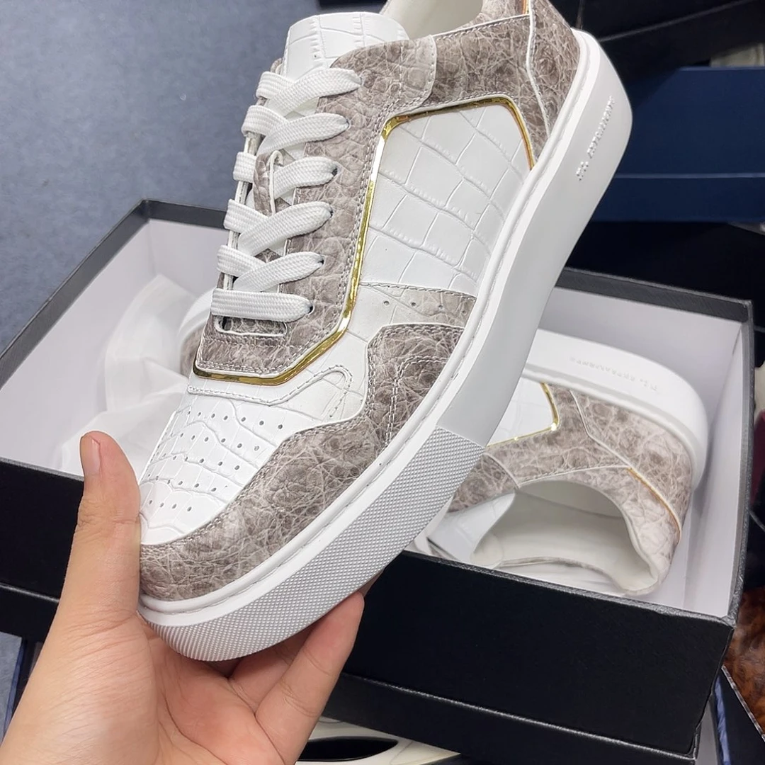 用***9喜马拉雅美洲鳄板鞋40