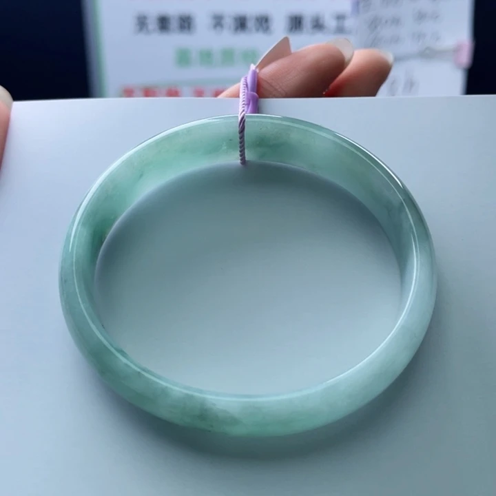 翡翠未镶嵌手镯56