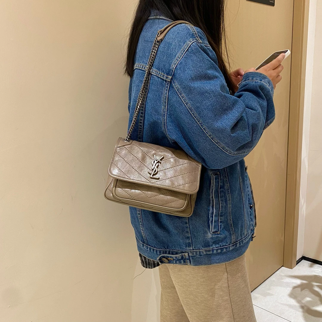 99新 YSL/圣罗兰 niki 小号奶茶色链条包 D扣