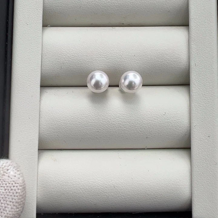 18K金镶嵌Akoya耳钉7mm海水珍珠Akoya耳钉7m