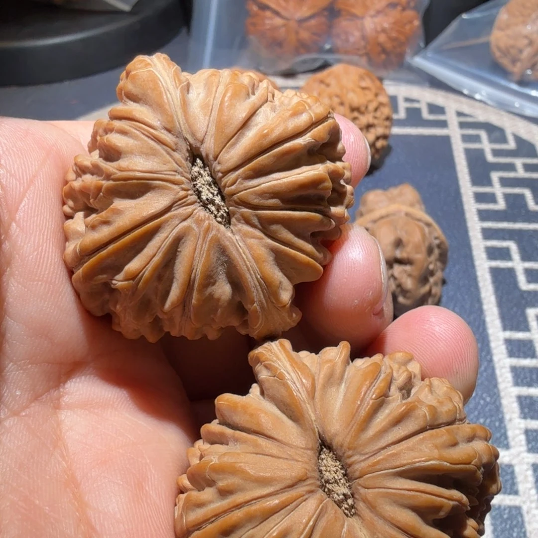 把件猴头核桃磨盘