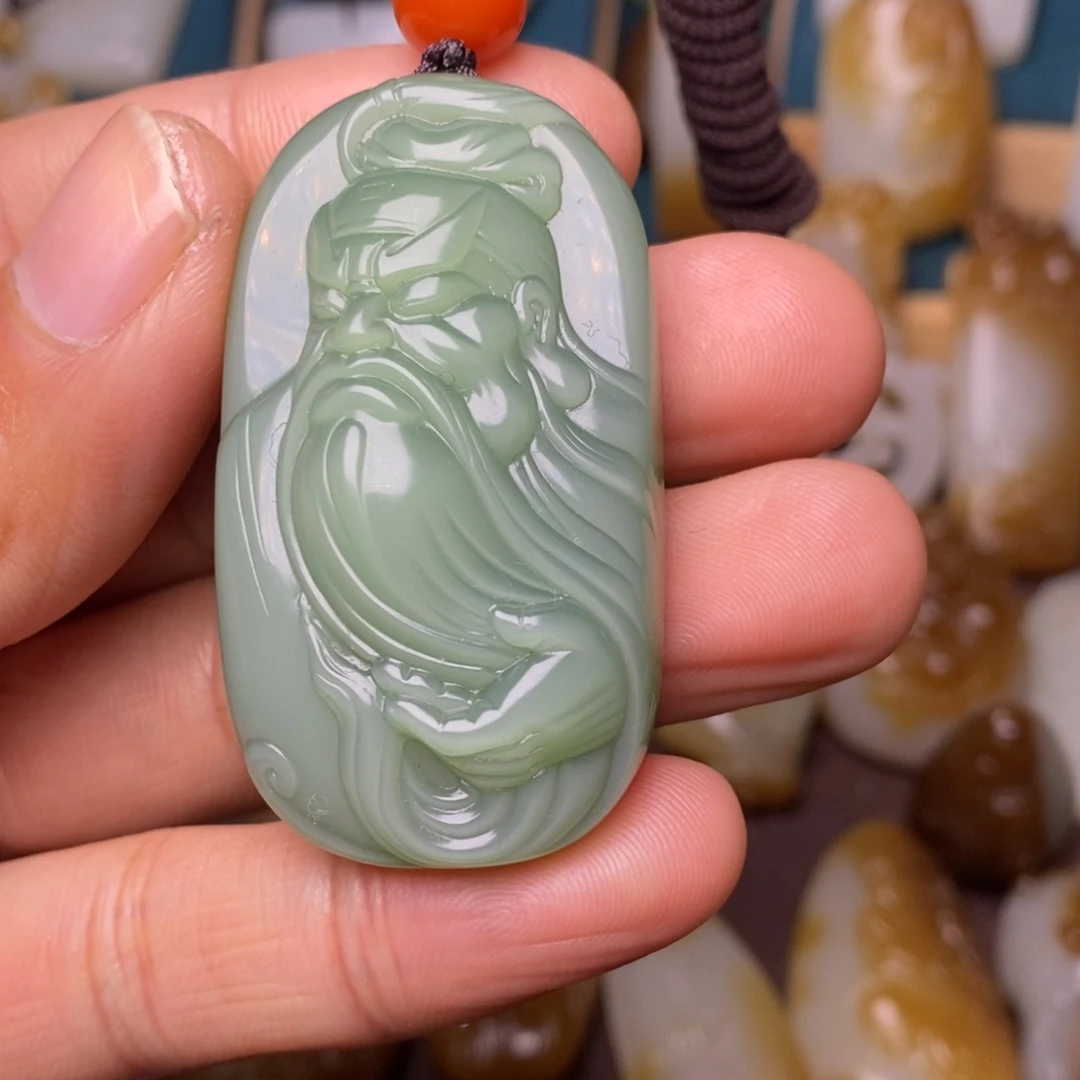 和田玉吊坠(不含链)未镶嵌和田玉俄料碧玉