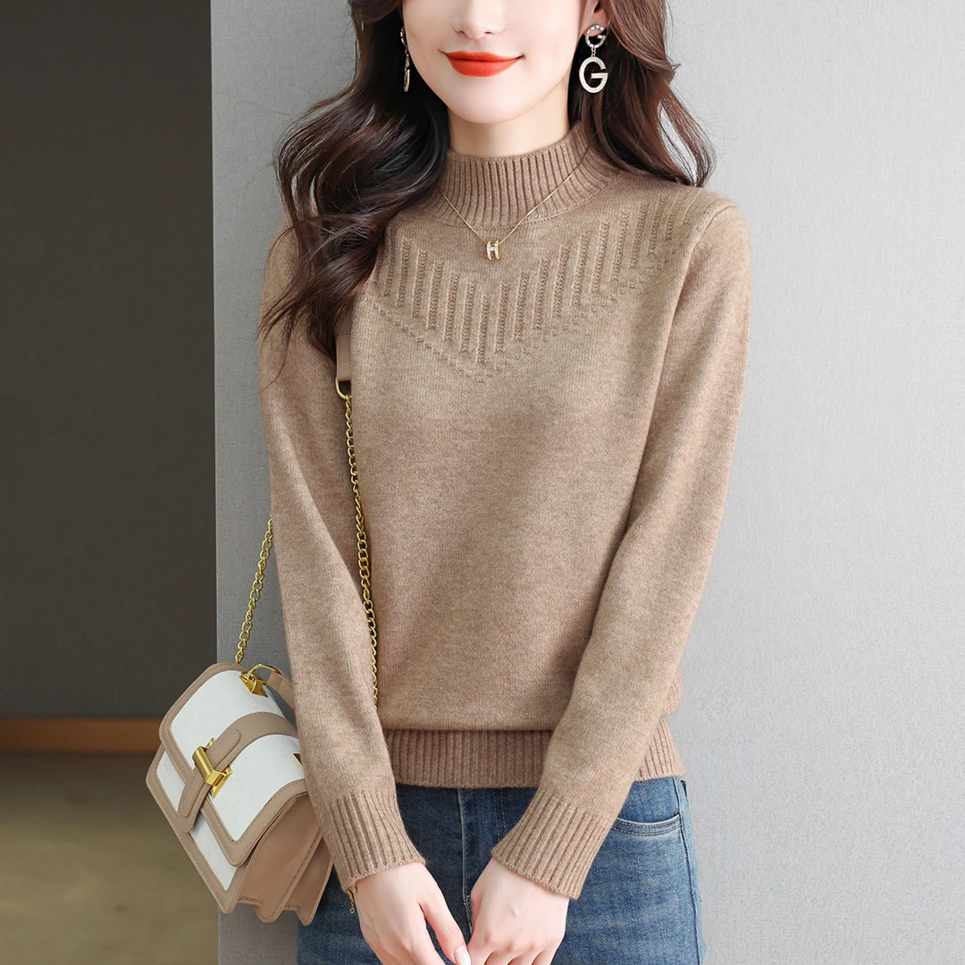 秋冬新款纯色百搭半高领羊毛针织衫女士毛衣时尚宽松加厚打底上衣