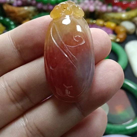 翡翠未镶嵌挂件翡翠