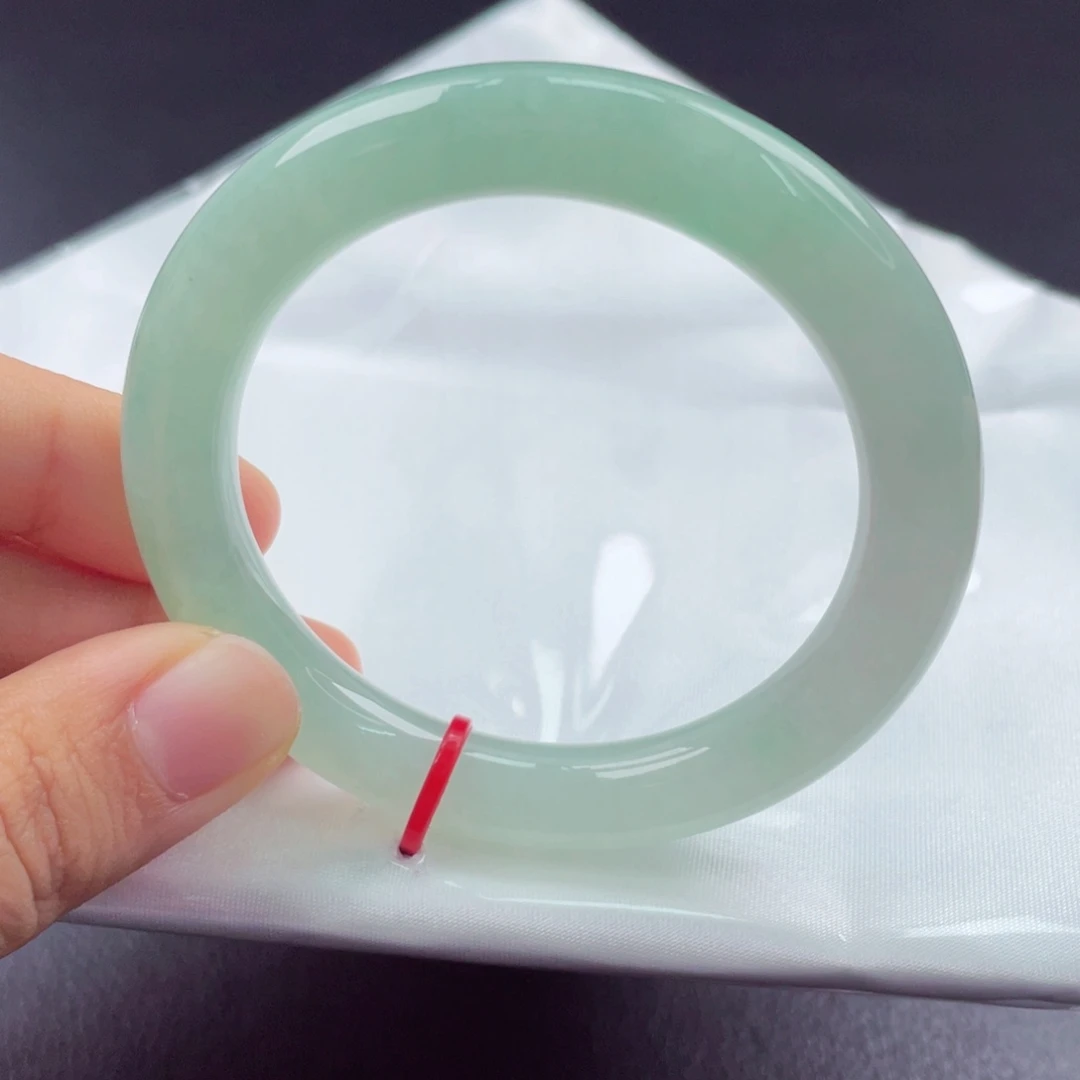 翡翠未镶嵌手镯（圆镯）5152圈