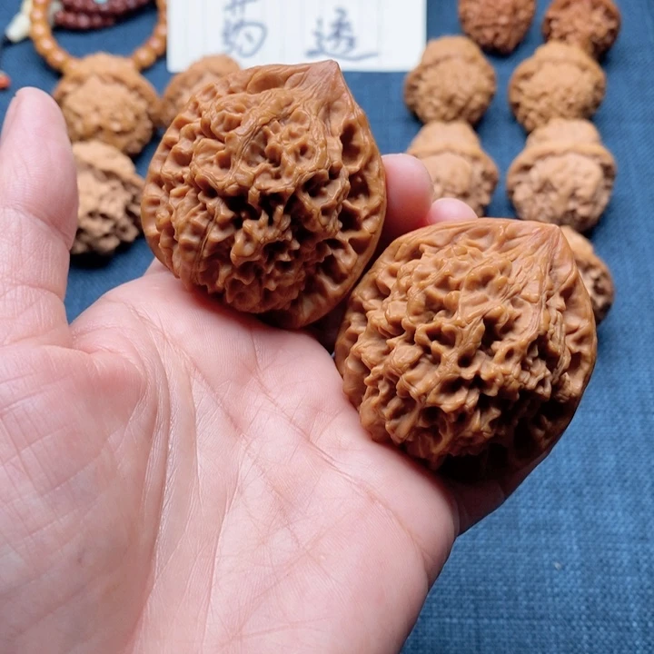 桃核吊坠王勇大官帽47