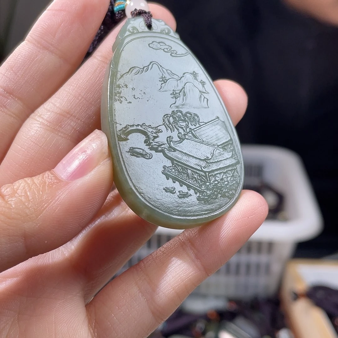 和田玉未镶嵌颈饰
