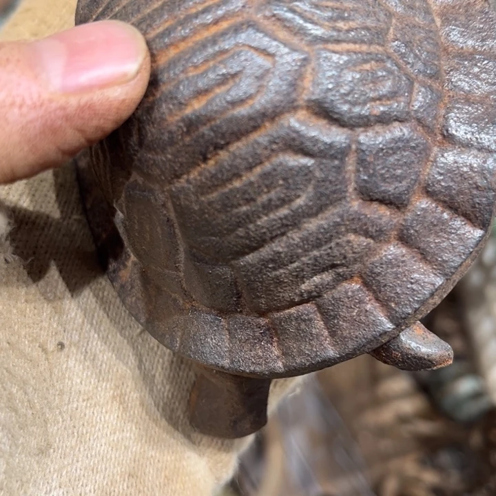 旁***道一物一拍，工艺品。