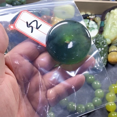 未镶嵌蛇纹石玉手链