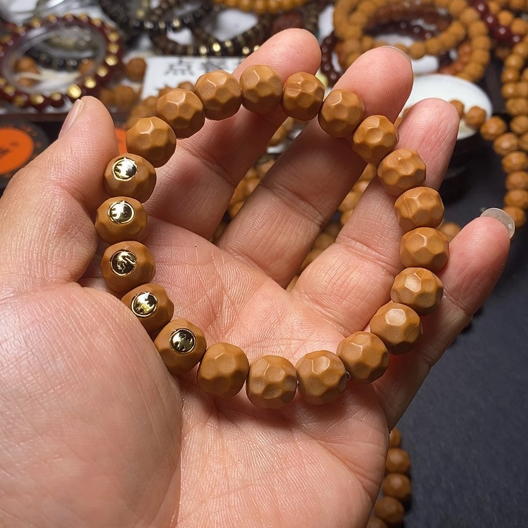 猪***年猴头核桃手串五标奶酪90号