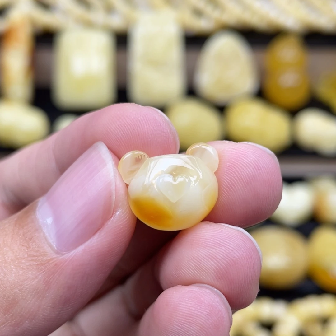 琥珀未镶嵌裸石琥珀蜜蜡