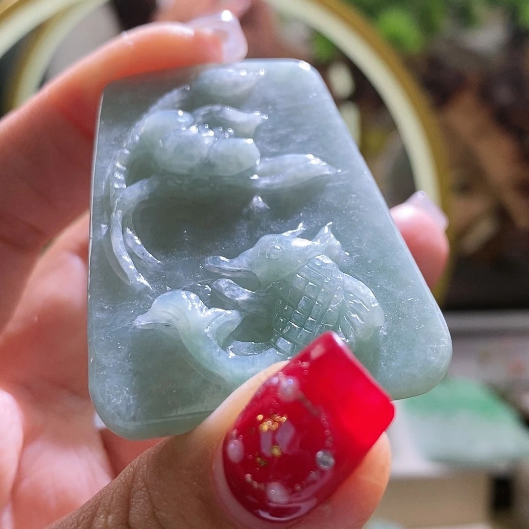 【闪购商品】翡翠颈饰未镶嵌荷叶