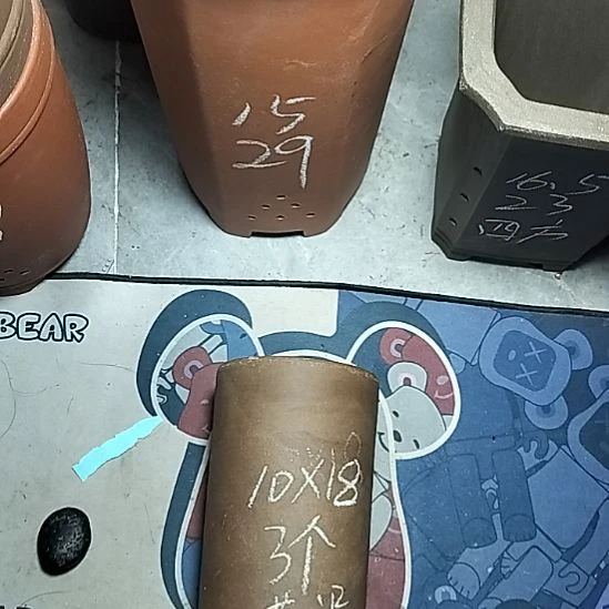 三个笔筒花泥微瑕