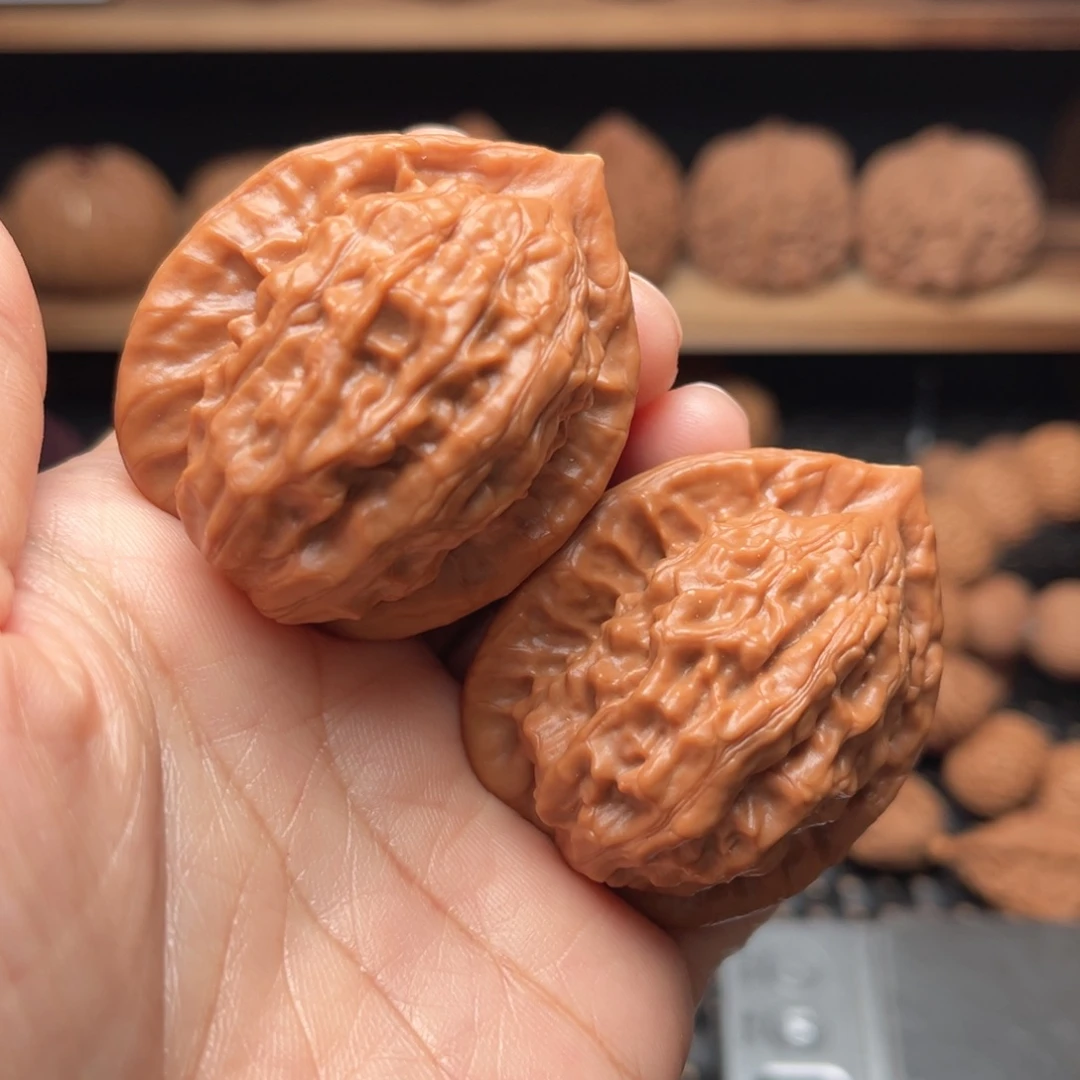 文玩核桃大红袍39边