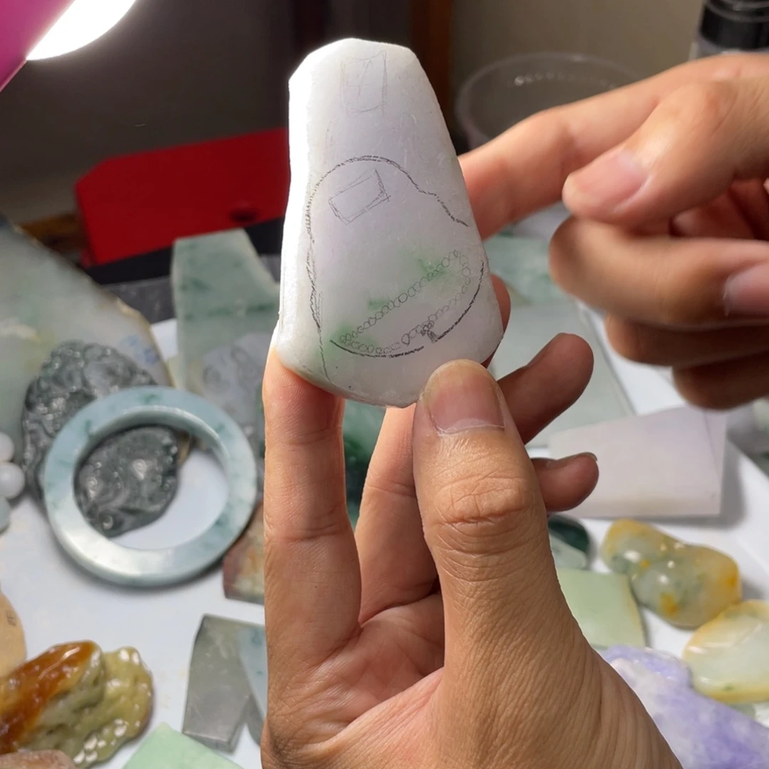 定制翡翠未镶嵌翡翠