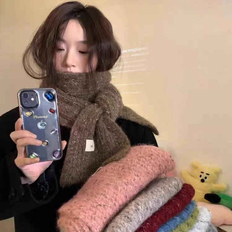 含羊毛围巾女秋冬季高级感法式针织纯色百搭女厚款森系围脖