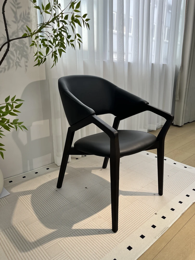 lco扶手餐椅 | 烟熏色白蜡木实木椅意大利设计师款中古实木扶手椅