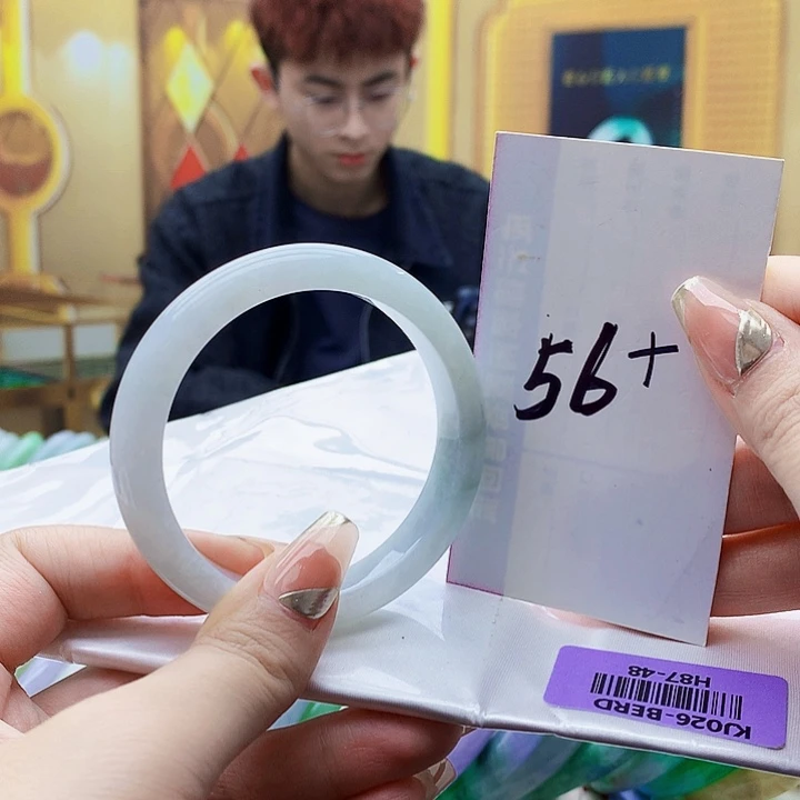 翡翠未镶嵌手镯00009……