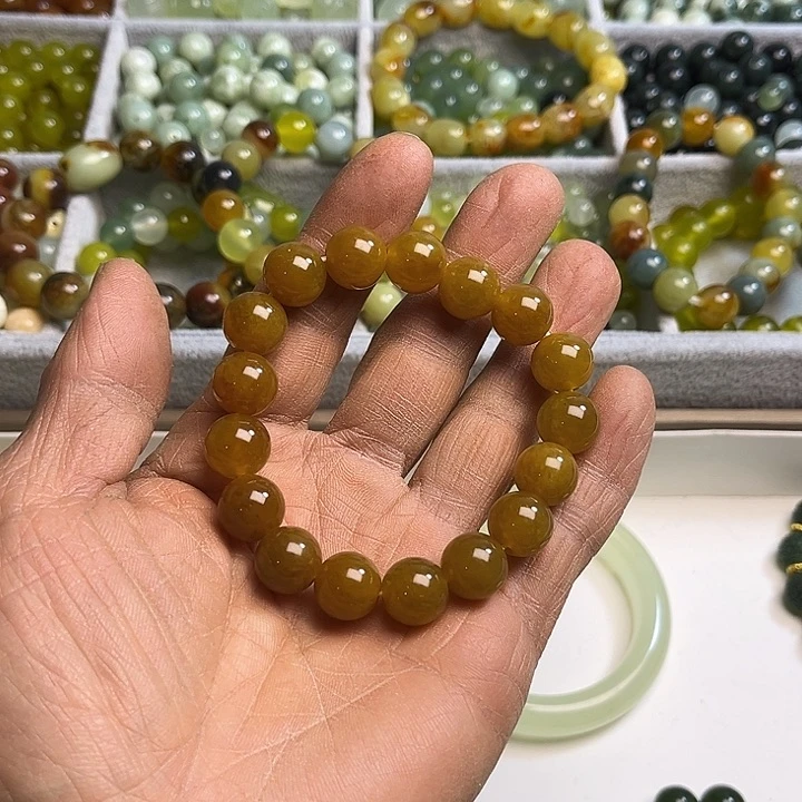 合金蛇纹石玉颈饰