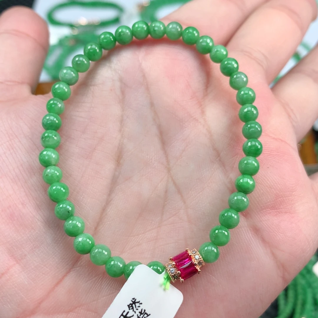 翡翠手链未镶嵌翡翠