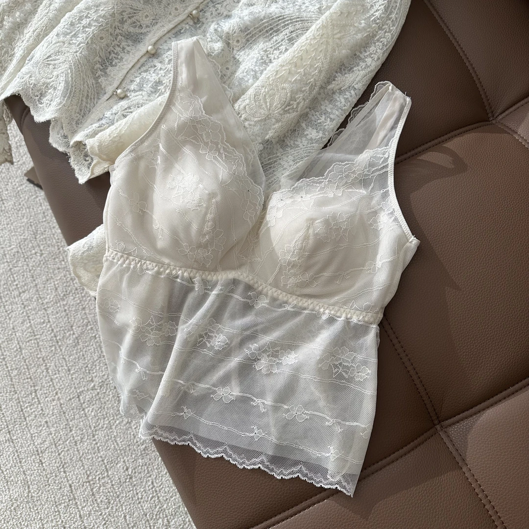 蕾丝美背 高端含桑蚕丝防外扩聚拢乳胶免穿百搭背心上衣BX27/3