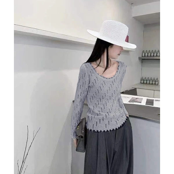 超细羊毛~小众穿搭镂空设计感针织上衣 7749