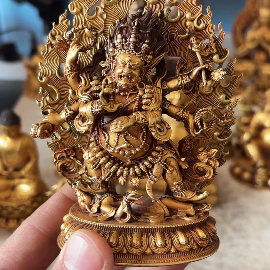 张*成六臂玛哈嘎拉鎏金摆件