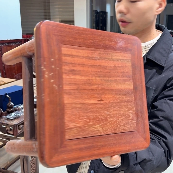 非洲紫檀（红花梨）凳子