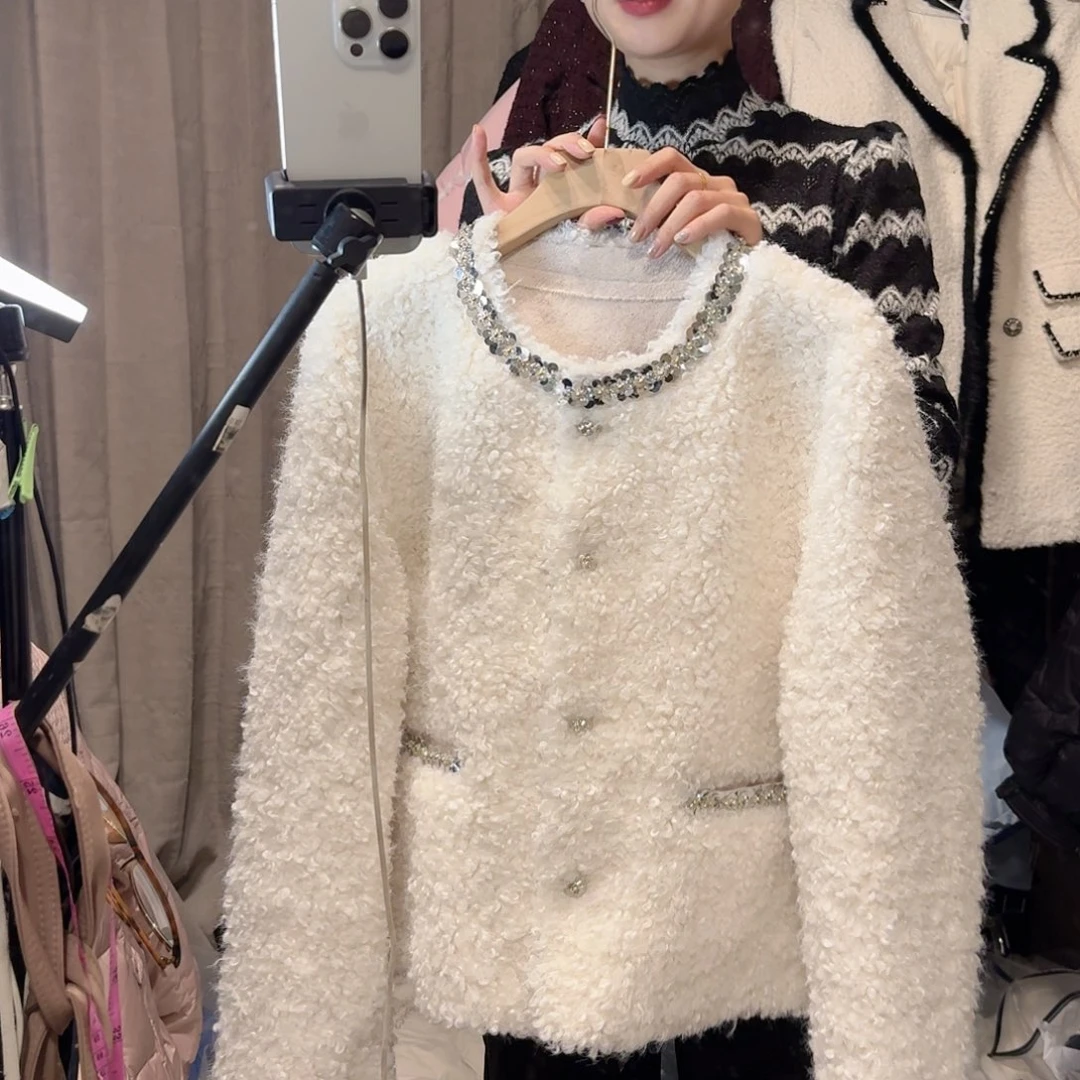 全新无暇皮毛一体白色