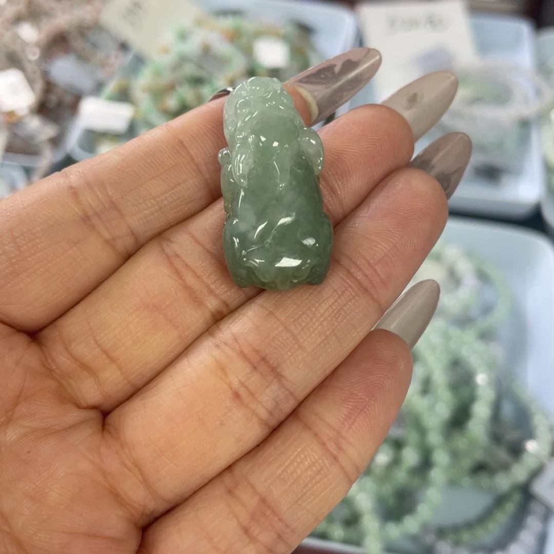 翡翠颈饰未镶嵌王*二