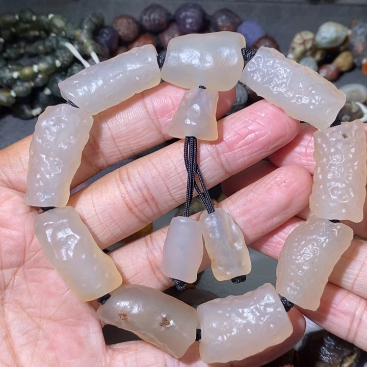 未镶嵌玛瑙/玉髓珠宝奇石