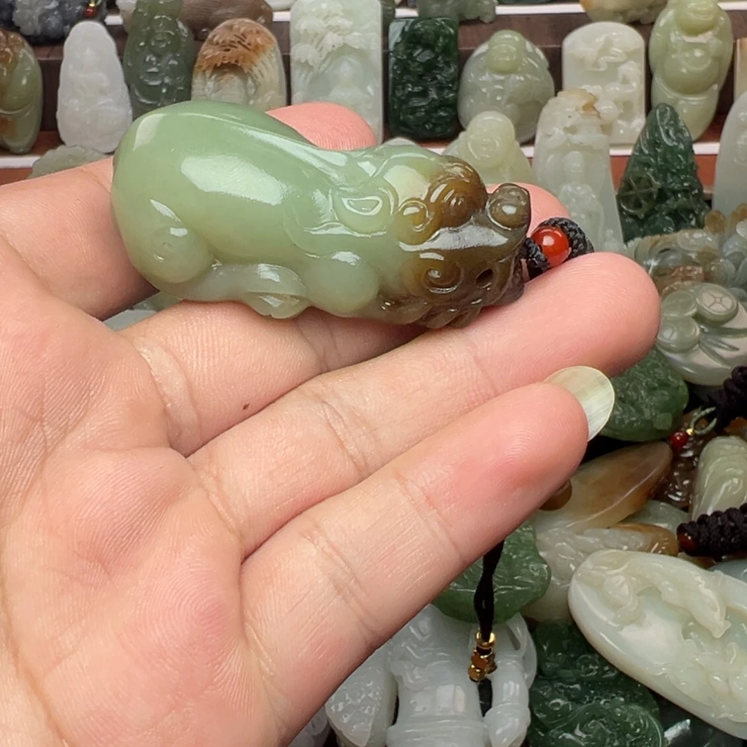 和田玉未镶嵌挂件