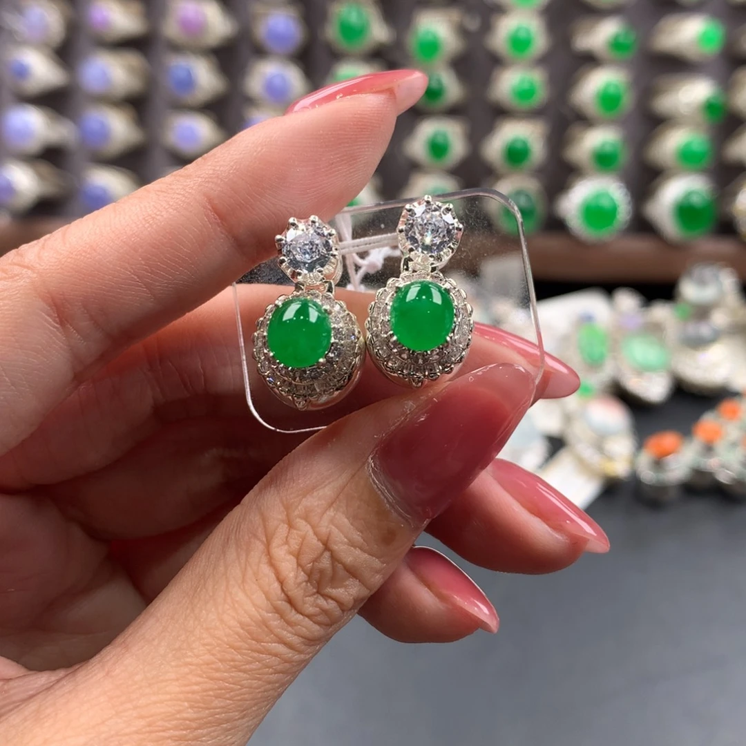 定制翡翠未镶嵌阳绿
