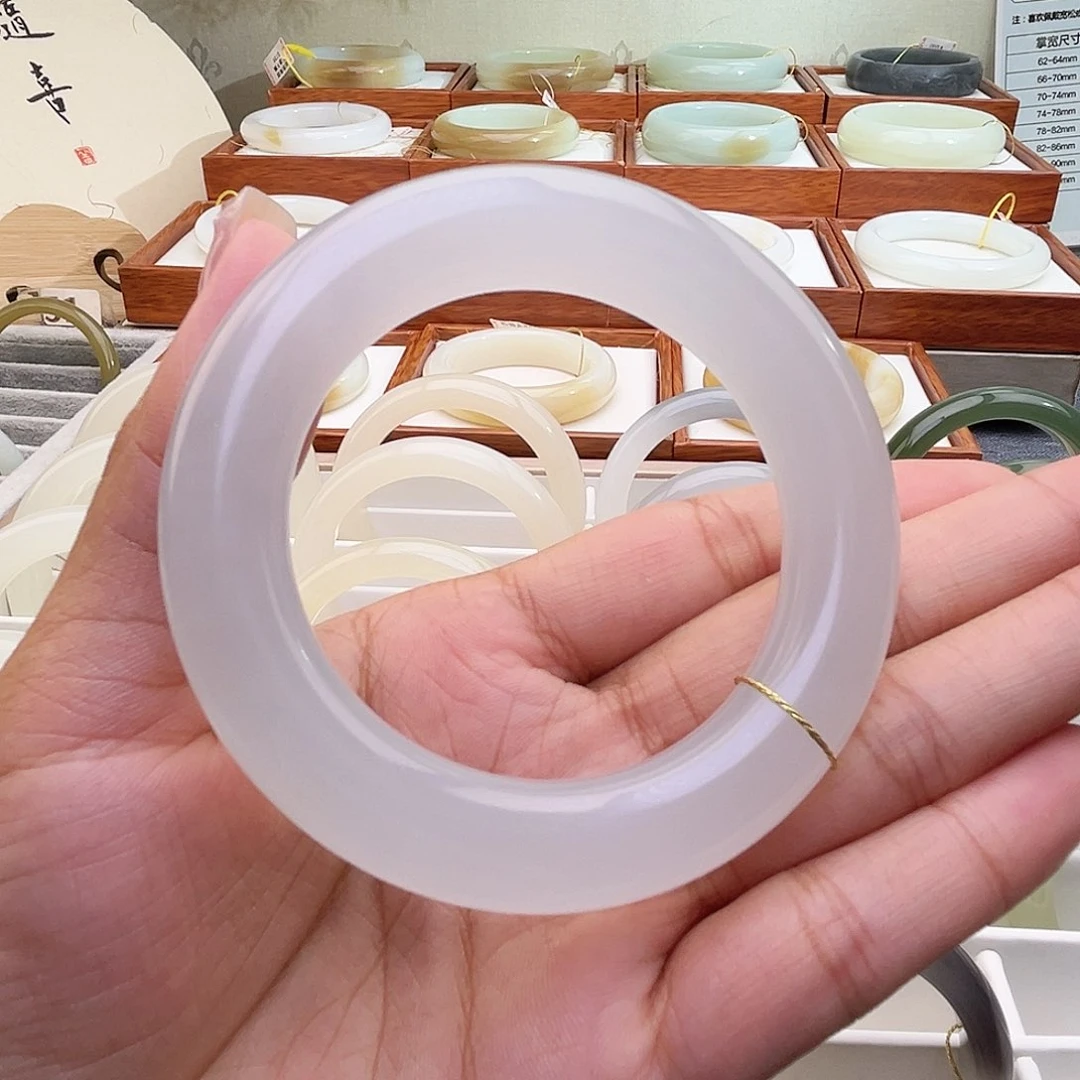 和田玉手镯未镶嵌53.5