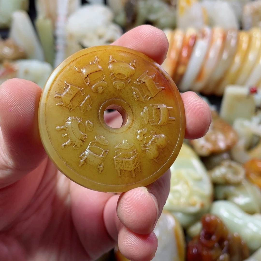 知***乐和田玉未镶嵌把件