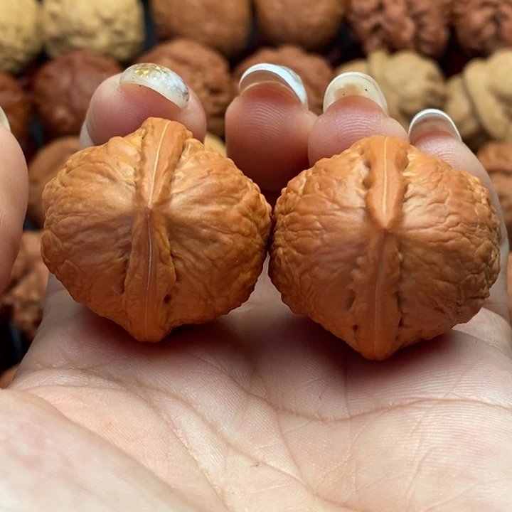 核桃精品文玩核桃手捻孔雀石