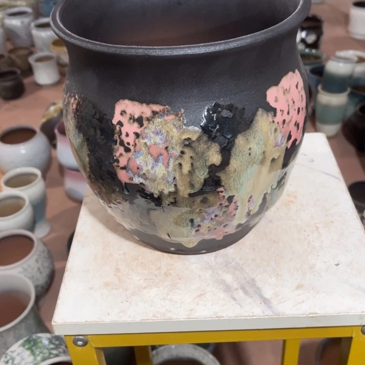 花盆紫砂口径22高度23一只小瑕疵