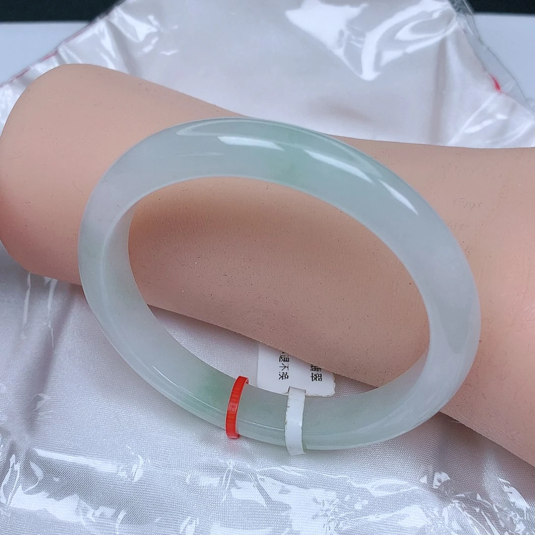 【闪购商品】翡翠手镯未镶嵌，55