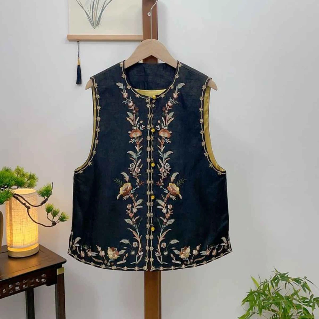 新中式国风时尚马甲减龄显瘦高端重工刺绣高级感气质坎肩小马夹