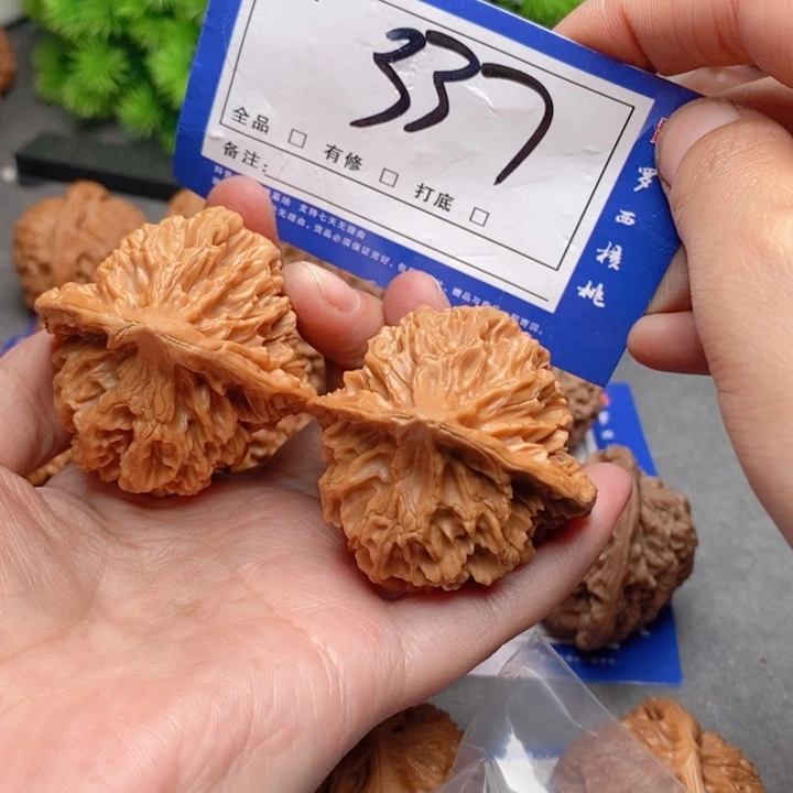 把件桃核B****a46帝王337号牌