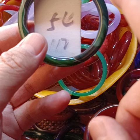 玛瑙/玉髓手镯未镶嵌