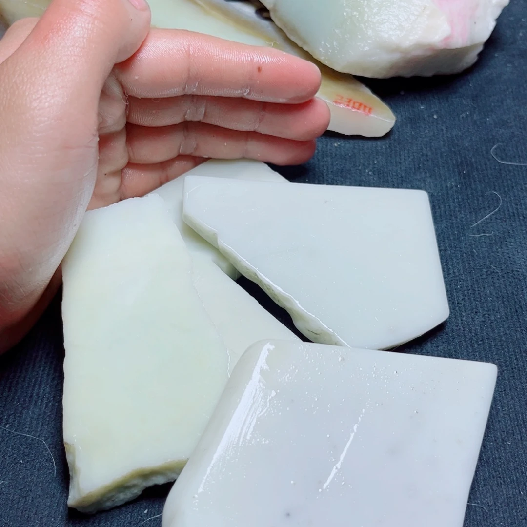 未镶嵌和田玉珠宝奇石